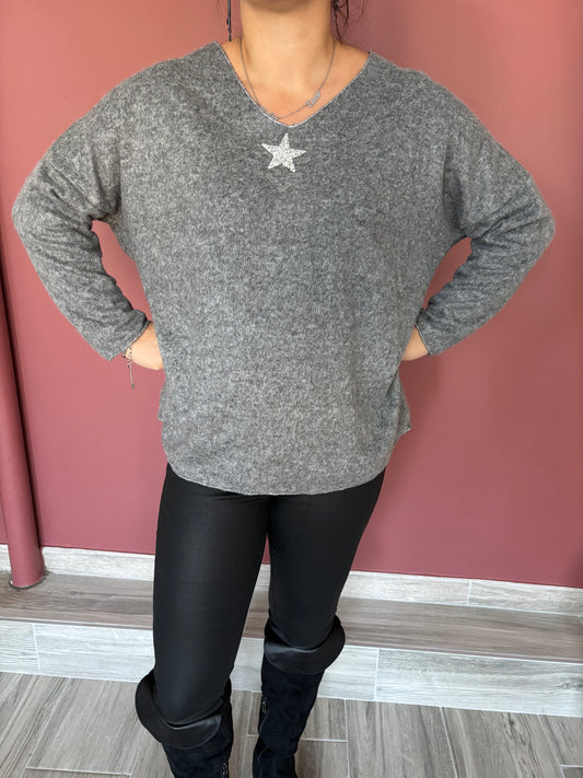 Pull étoile gris