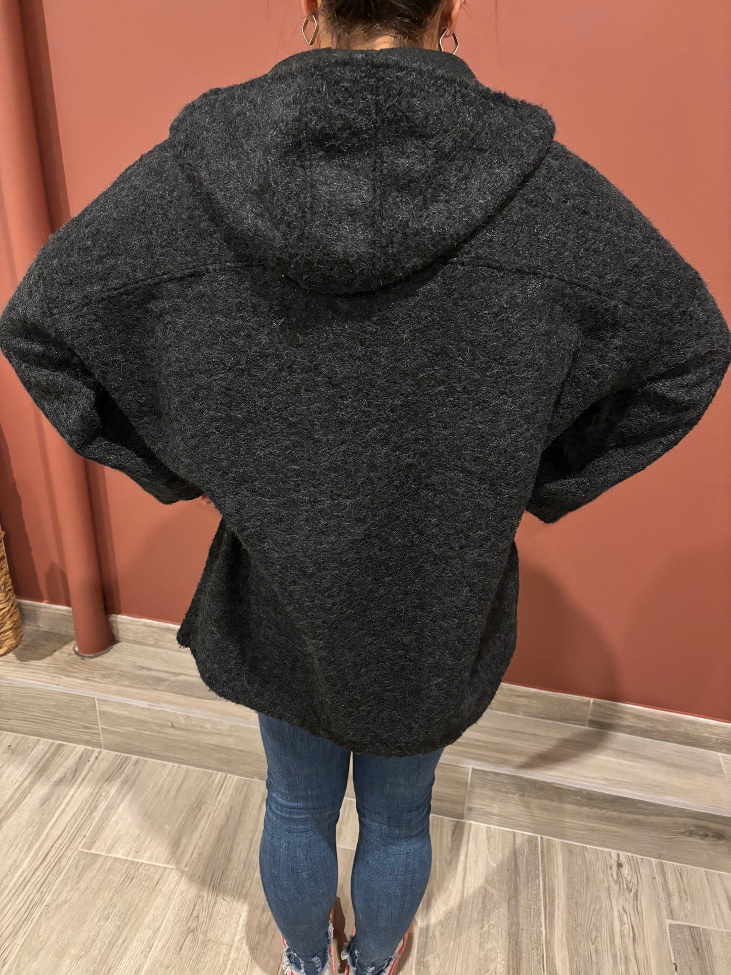 Manteau capuche noir